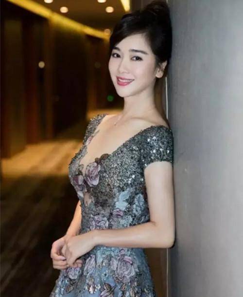 揭秘王芳人体艺术，探索美的无限可能