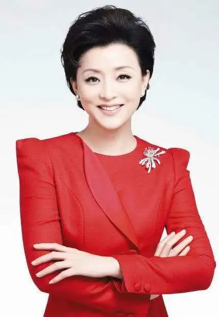杨澜最新节目探寻人生智慧，深度对话在行动