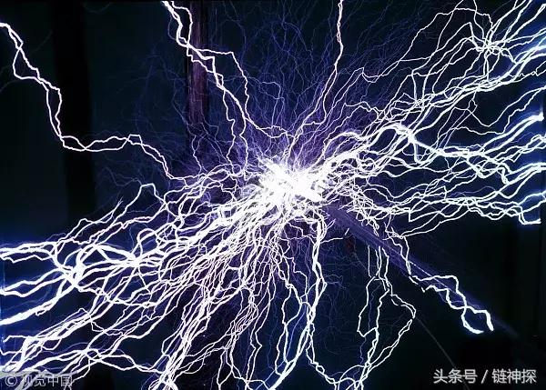 2025新奥正版资料,闪电解答解释落实_YE版44.131