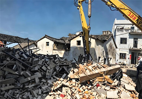 2025年房屋拆迁补偿政策最新进展与影响，新篇章背后的故事