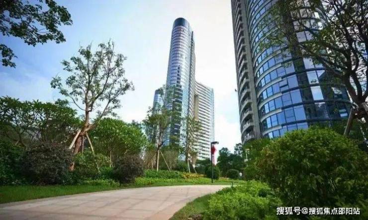 水湾半岛房价变迁背后的励志故事与自信之光，最新房价揭晓，新篇章开启于2025年11月10日