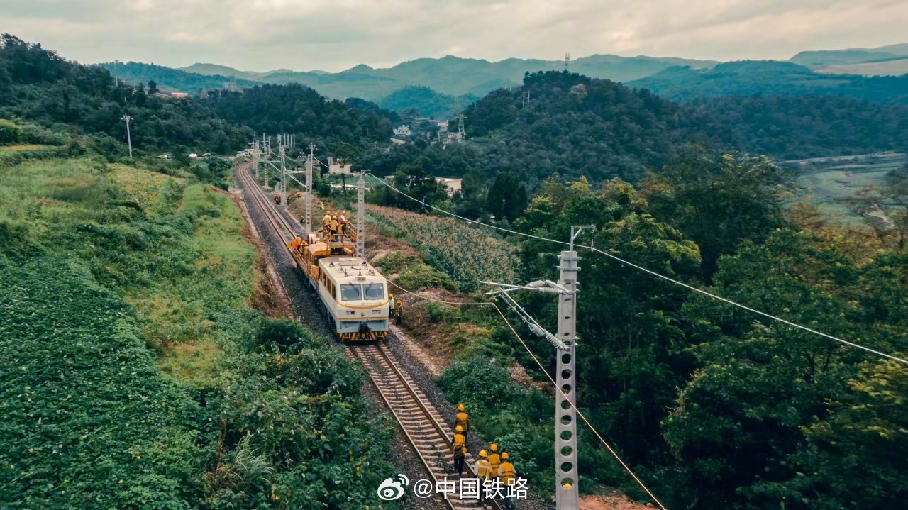 涪柳铁路2025年动态解读，专家观点一览