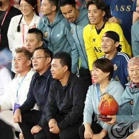2025香港正版资料全图汇总及精准解答方案_GGX3.33.76付费版（更新至11月19日）