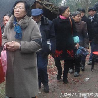 明星葬礼，星光消逝之际的永恒记忆