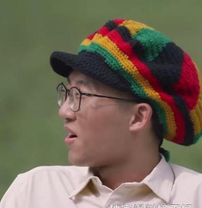 揭秘明星光环背后的故事，深度探索明星的真实人生